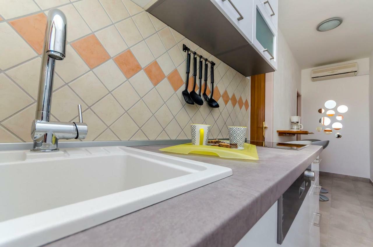 Apartment Piveta Τρογκίρ Εξωτερικό φωτογραφία